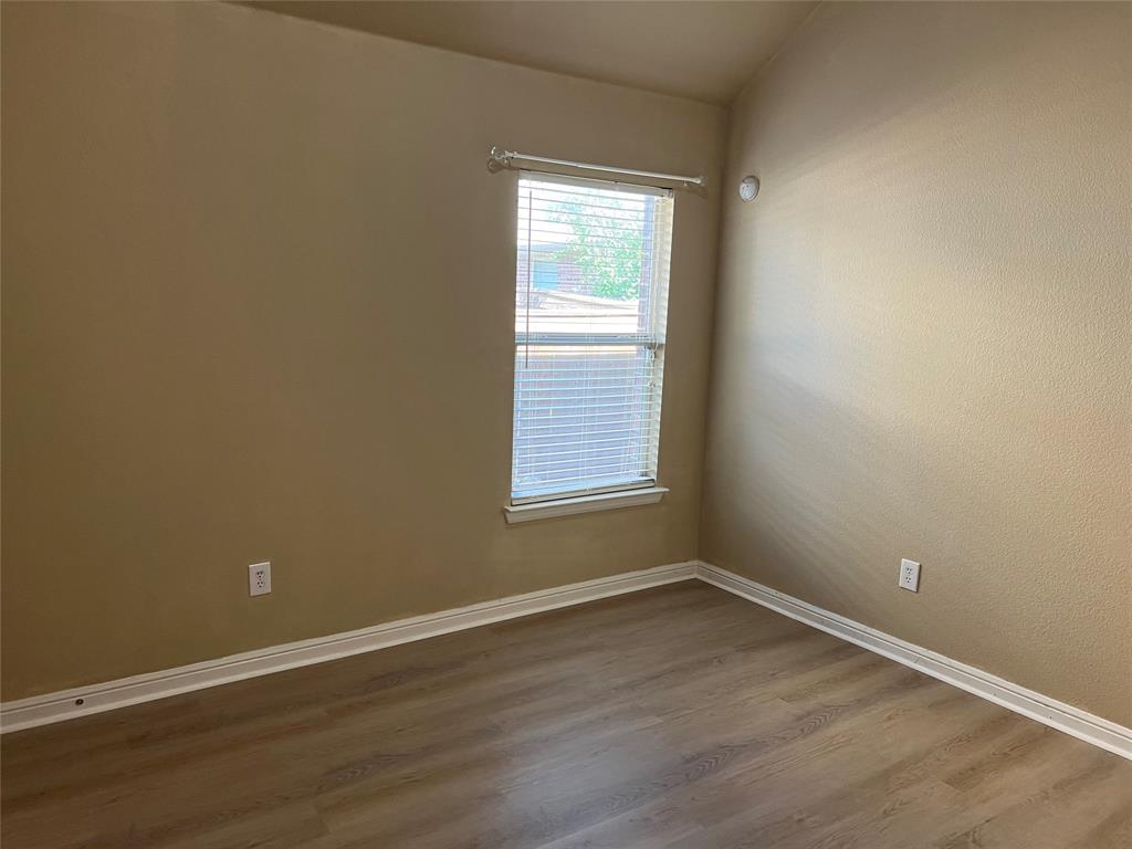 1405 Nightingale Drive Property Photo 23