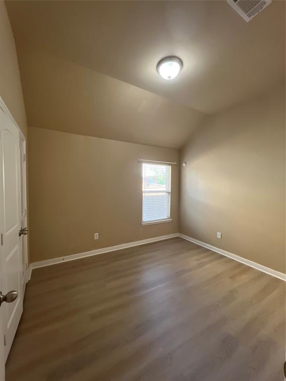 1405 Nightingale Drive Property Photo 26