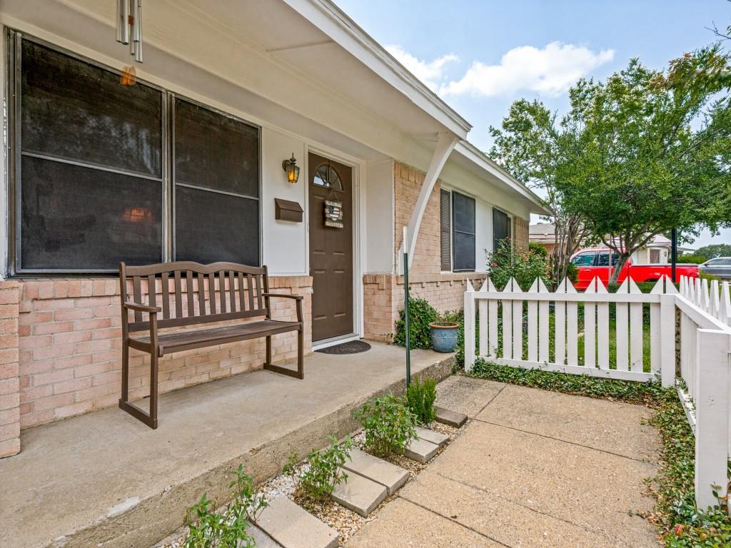 1604 Pleasant Run Road Property Photo 2