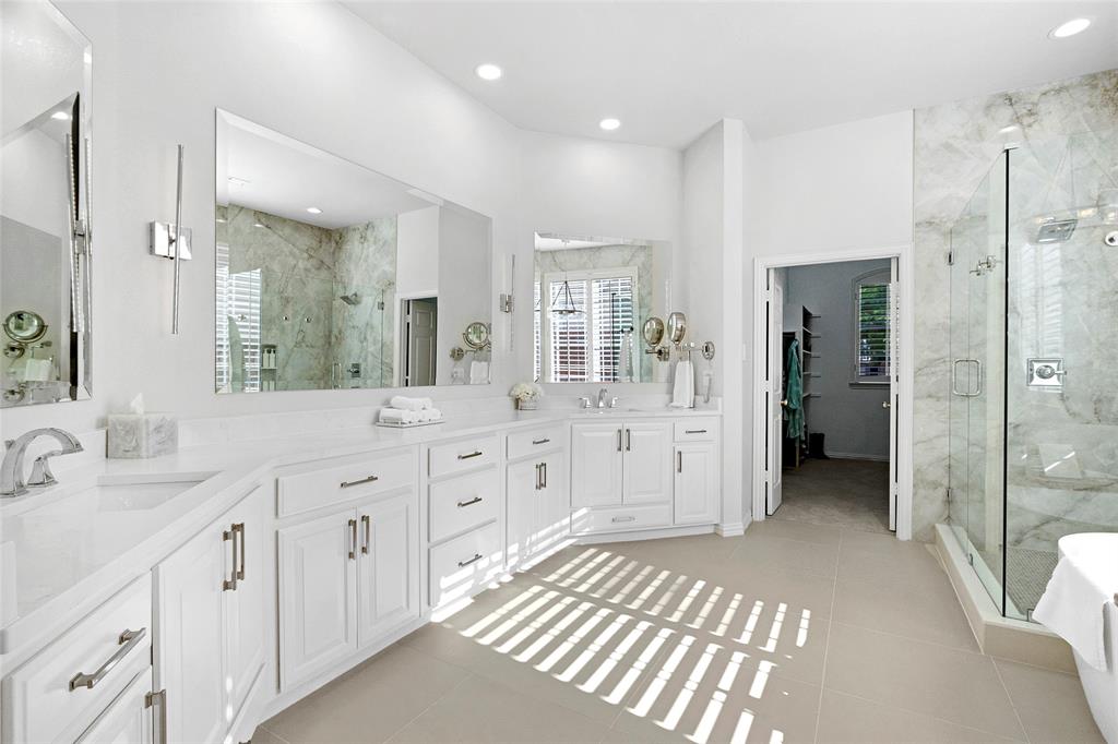 2505 Sir Tristram Property Photo 17