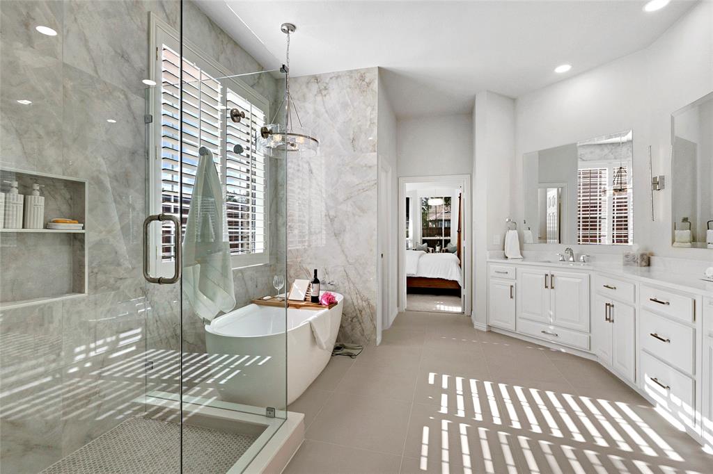 2505 Sir Tristram Property Photo 18