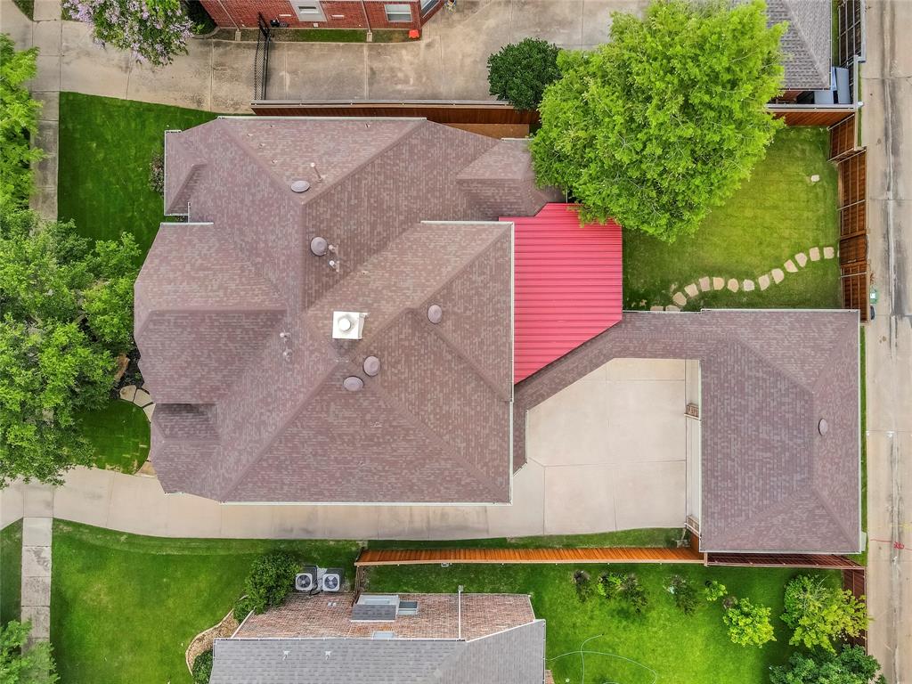 2505 Sir Tristram Property Photo 32