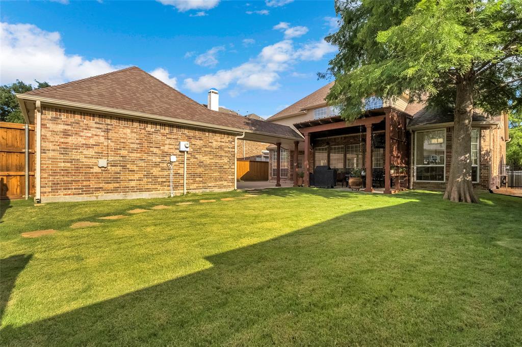 2505 Sir Tristram Property Photo 34