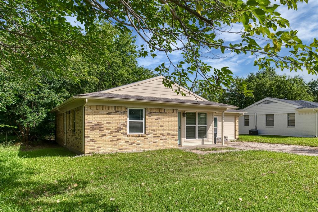 3351 Caracas Drive Property Photo 2