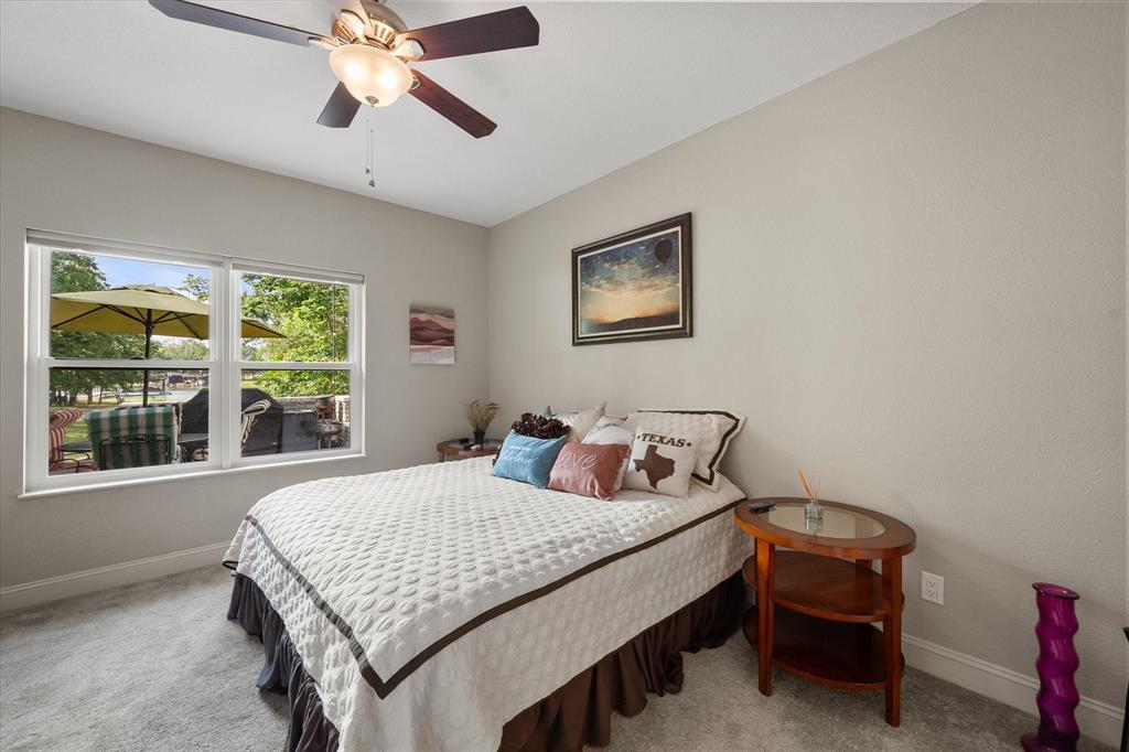 930 Waters Edge Drive Property Photo 21