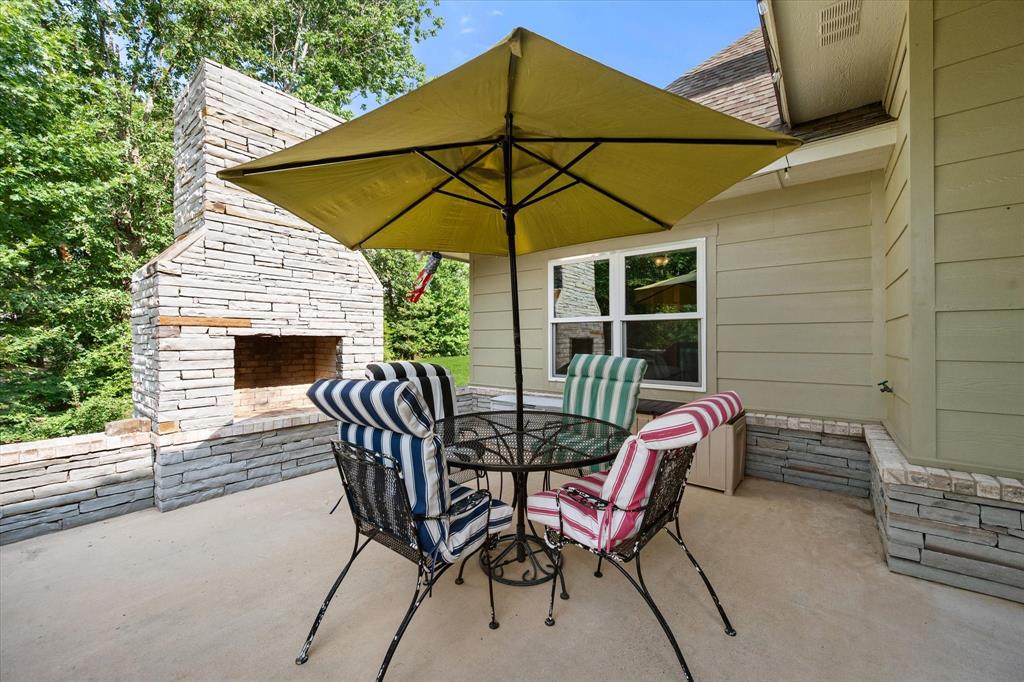 930 Waters Edge Drive Property Photo 29