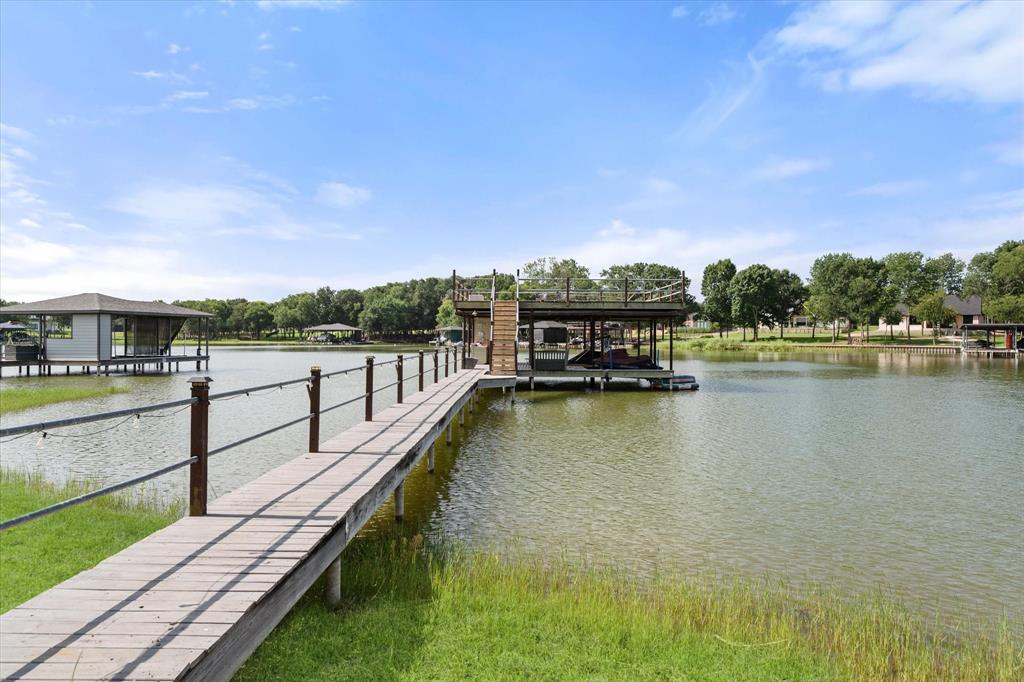 930 Waters Edge Drive Property Photo 35