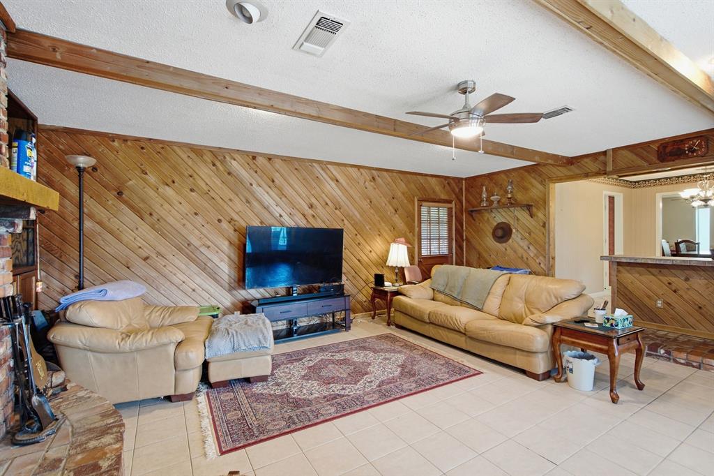 4574 N State Highway 121 Property Photo 15