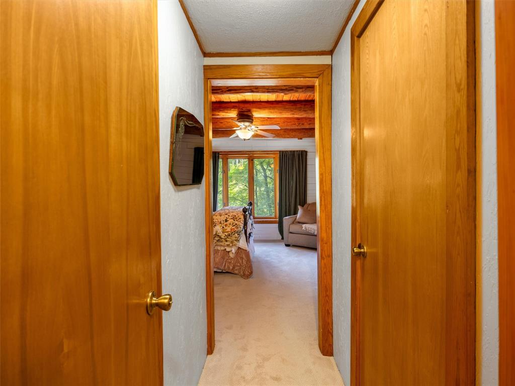 220 Dale Dr Property Photo 17