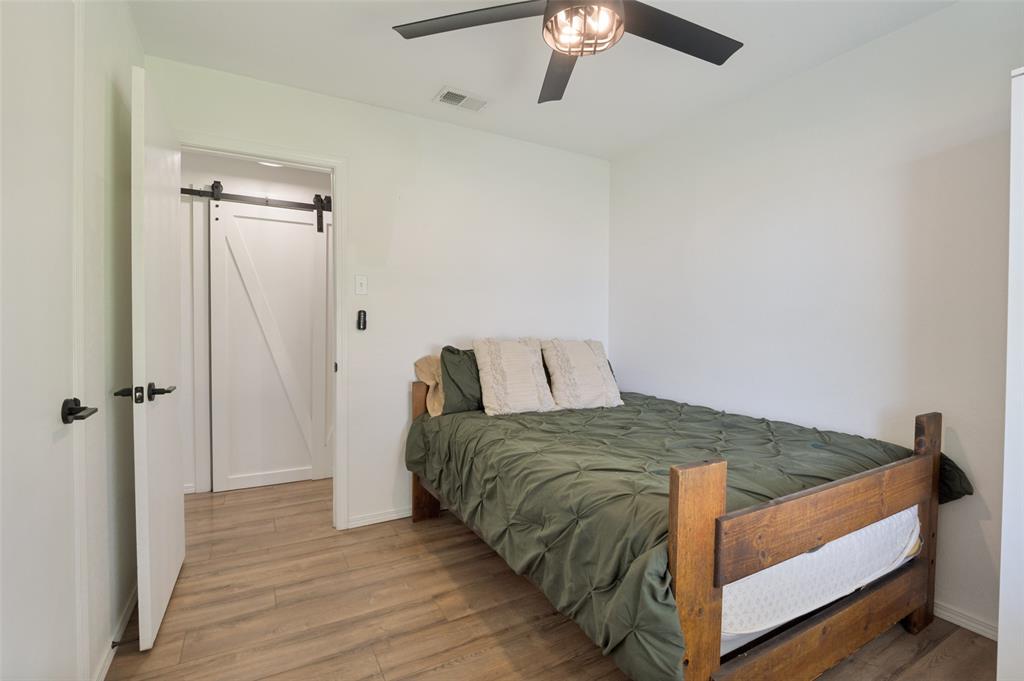616 E Avenue Property Photo 14