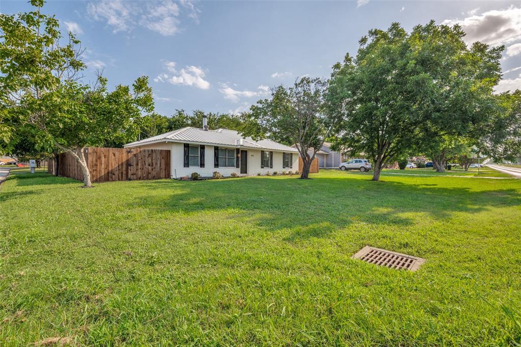 616 E Avenue Property Photo 22