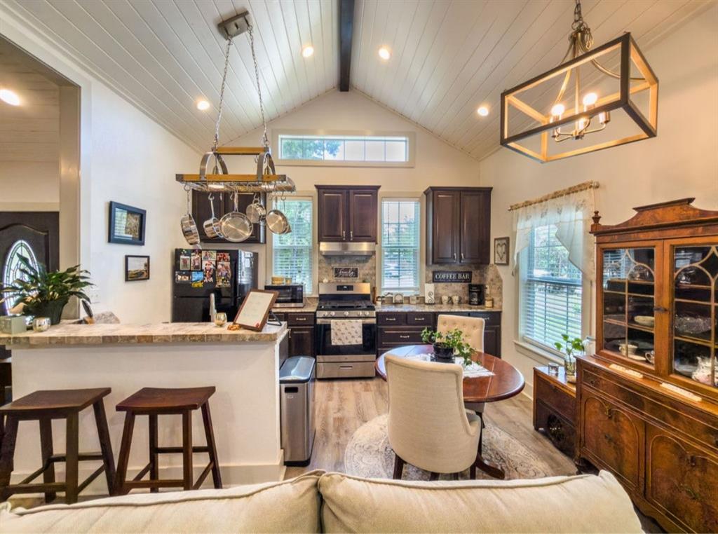 14275 Gholson Road Property Photo 10
