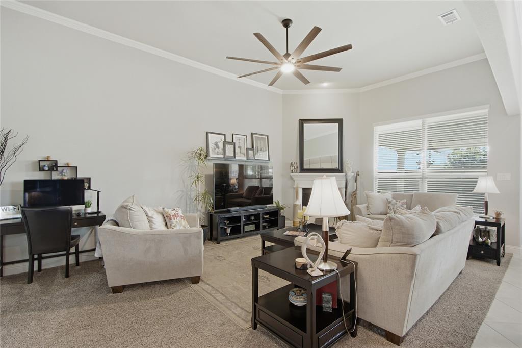 1332 Hudson Lane Property Photo 14