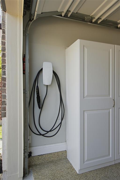 1332 Hudson Lane Property Photo 34