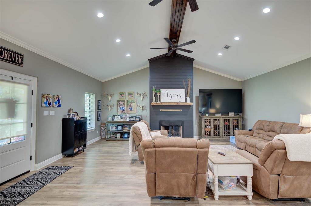 5102 Highway 2 Property Photo 6