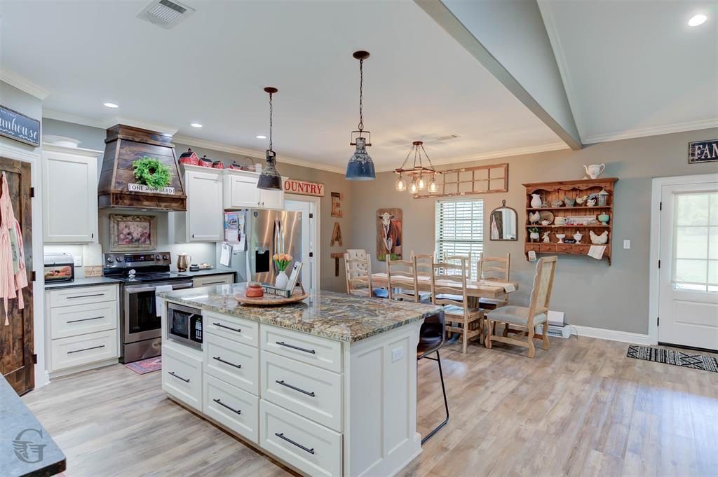5102 Highway 2 Property Photo 8