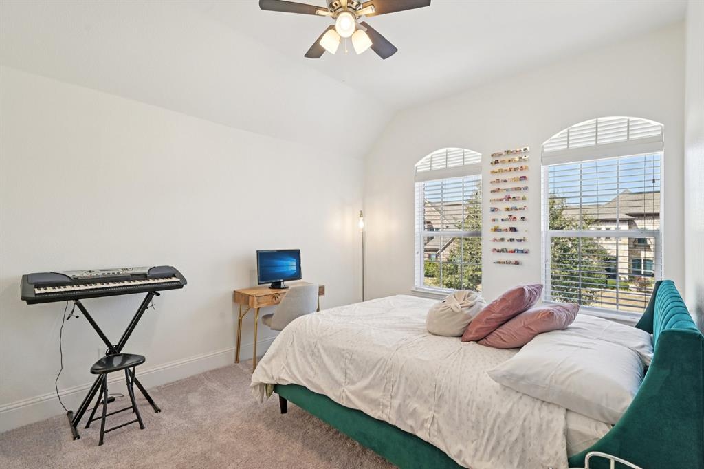 14025 Eleanor Avenue Property Photo 33