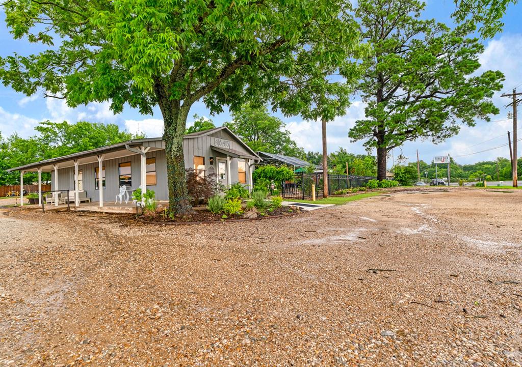 4645 Lamar Avenue Property Photo 14