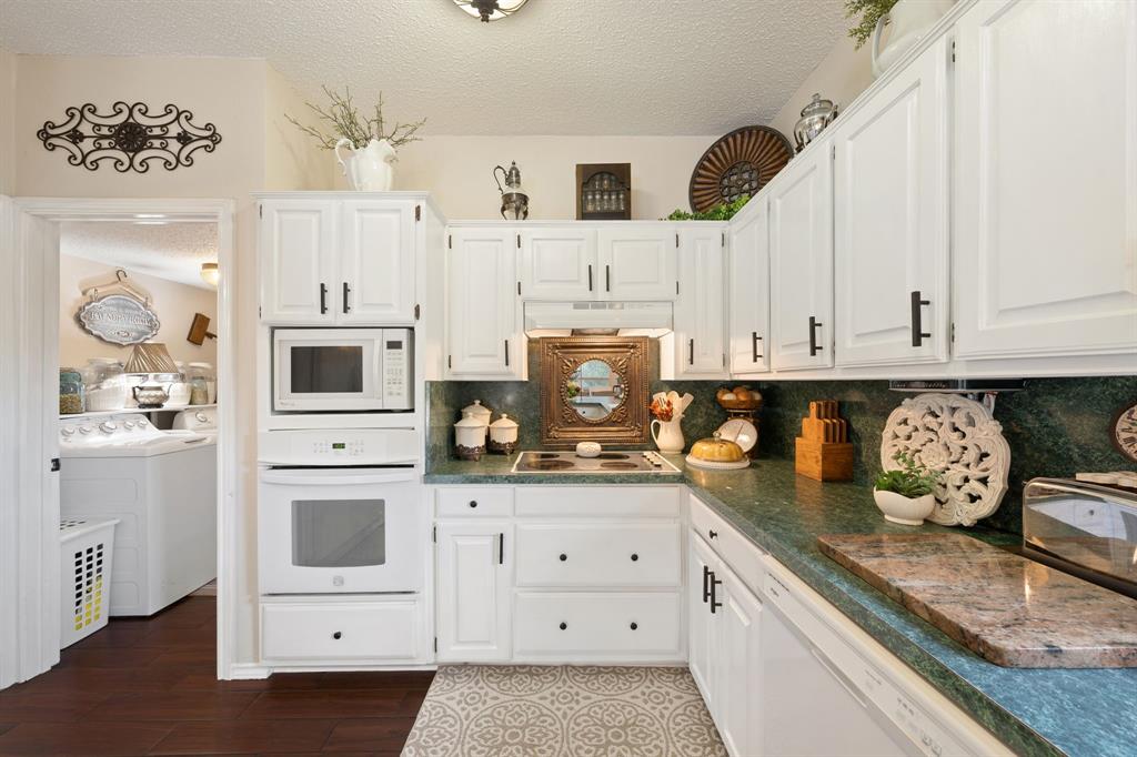 1110 Hampshire Drive Property Photo 25