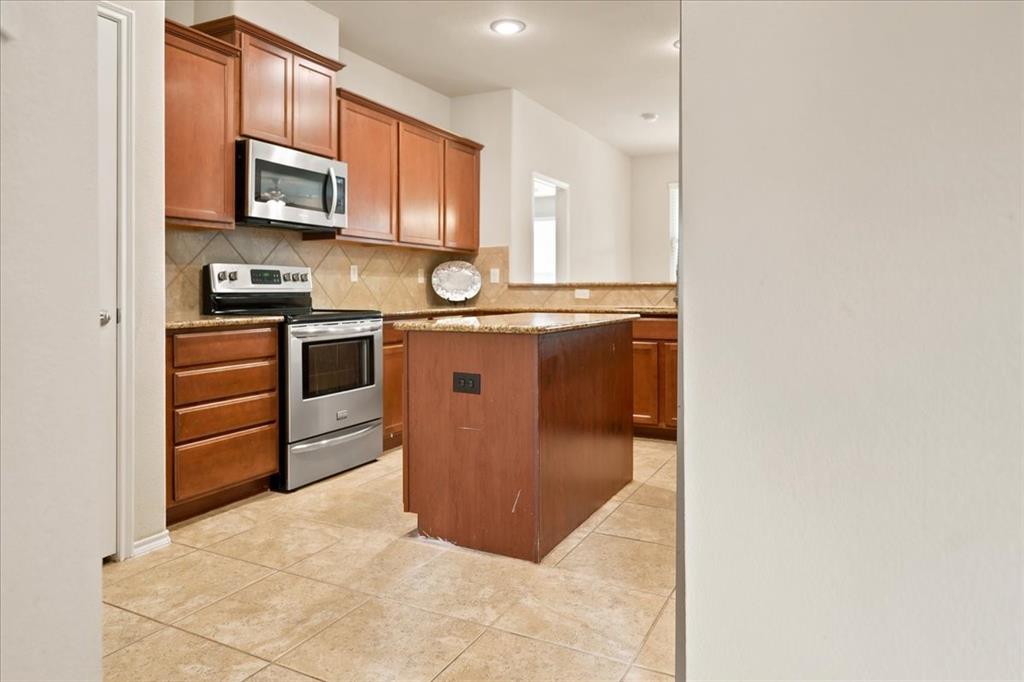 5611 Coventry Drive Property Photo 8
