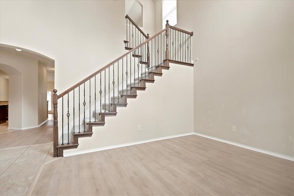 5611 Coventry Drive Property Photo 15