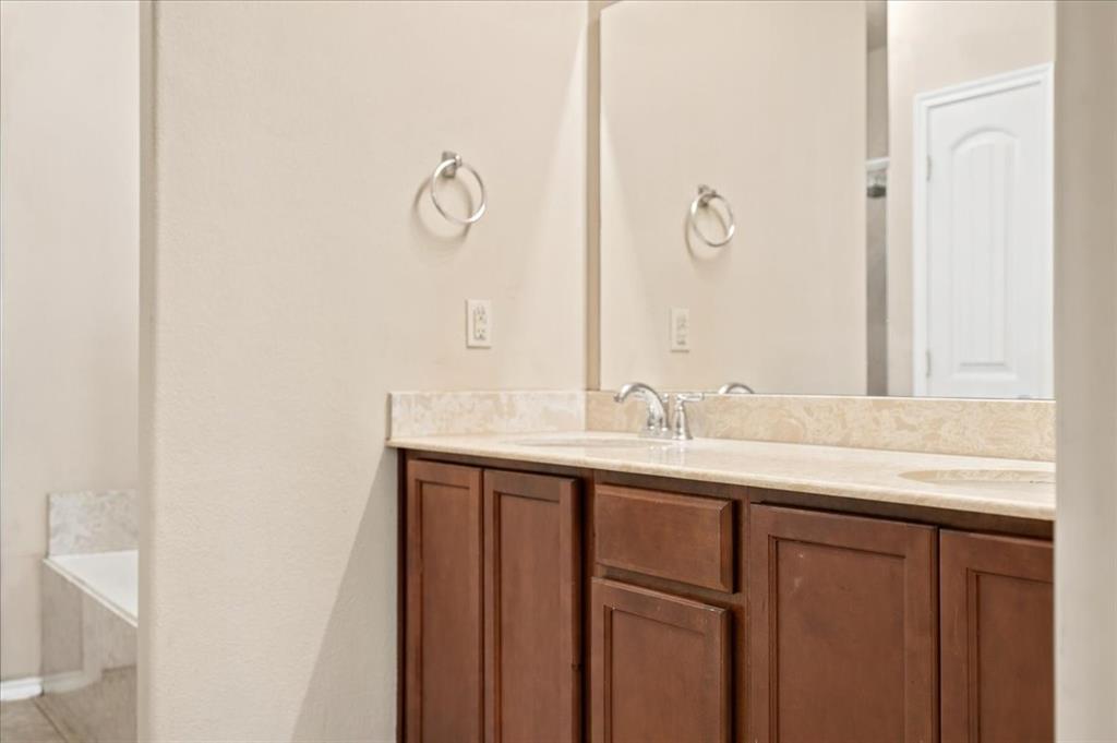 5611 Coventry Drive Property Photo 17