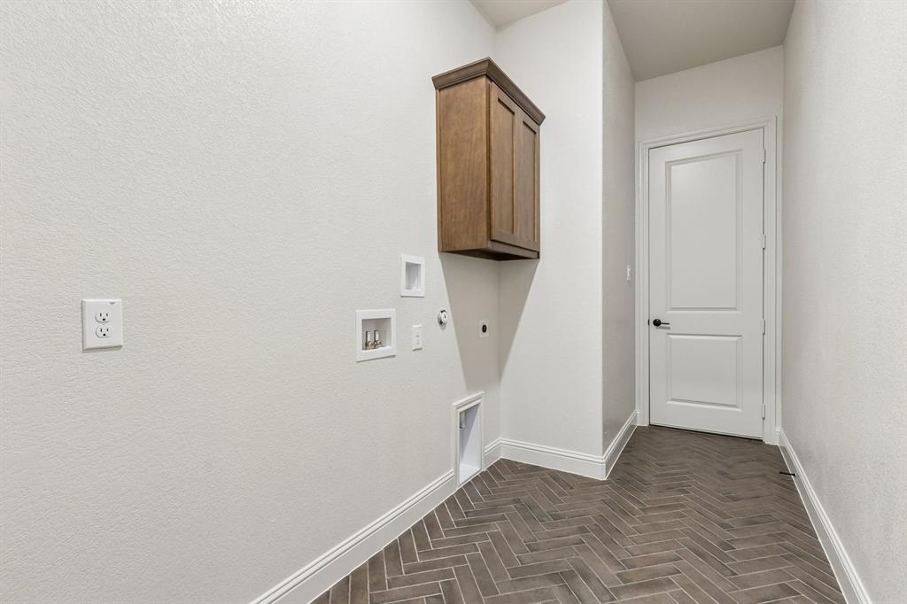 5001 Valley View Drive Property Photo 24