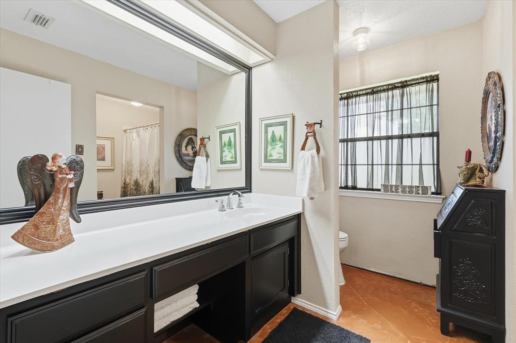 1025 Dominique Drive Property Photo 16