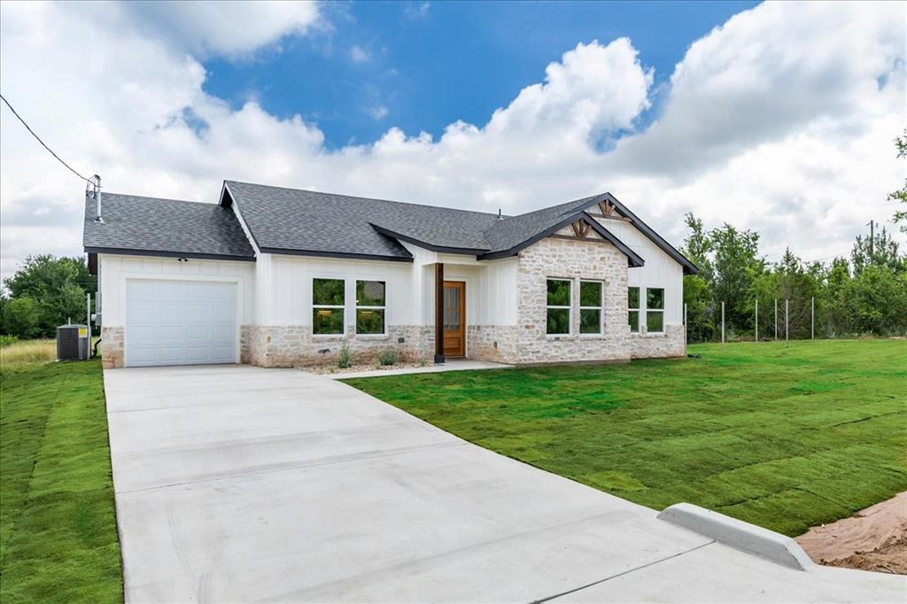 5652 Black Pine Circle Property Photo 2