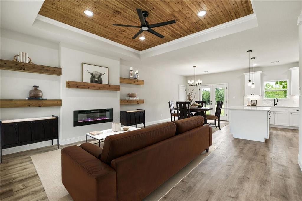 5652 Black Pine Circle Property Photo 4