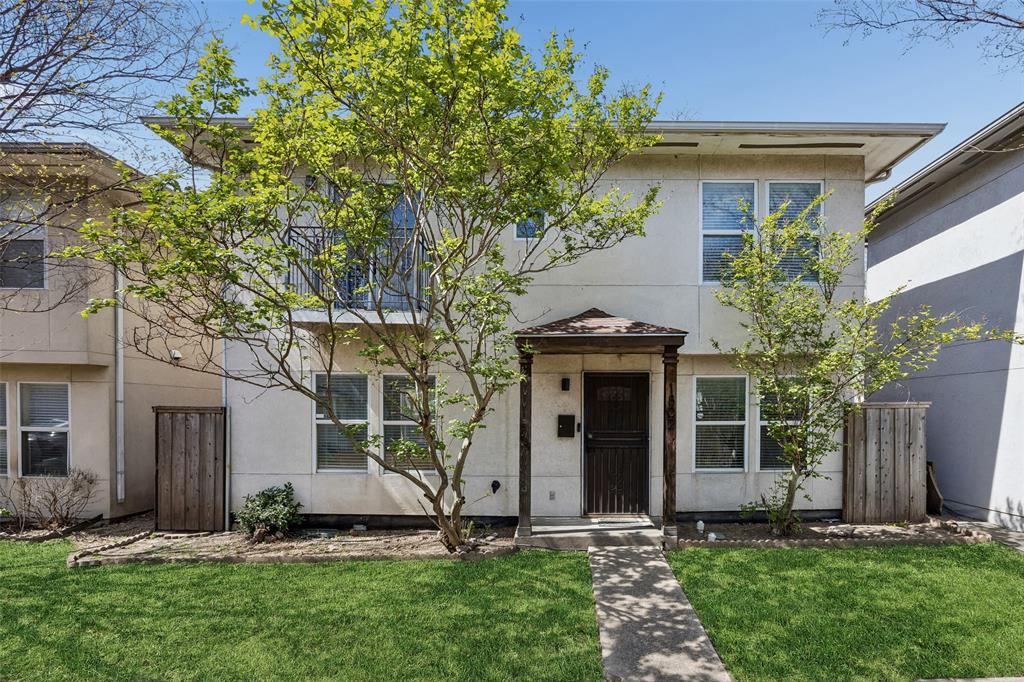 1802 N Prairie Avenue Property Photo 1