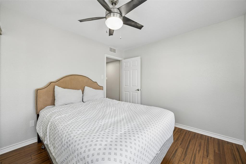 1802 N Prairie Avenue Property Photo 23