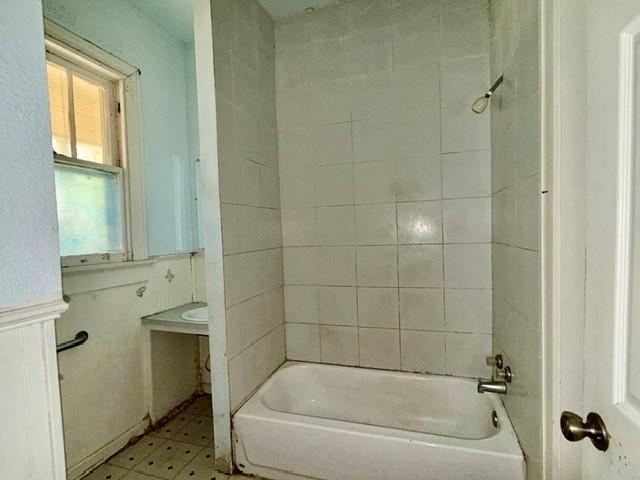 107 8th Street Property Photo 8