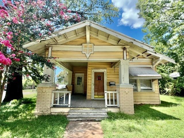 107 8th Street Property Photo 13