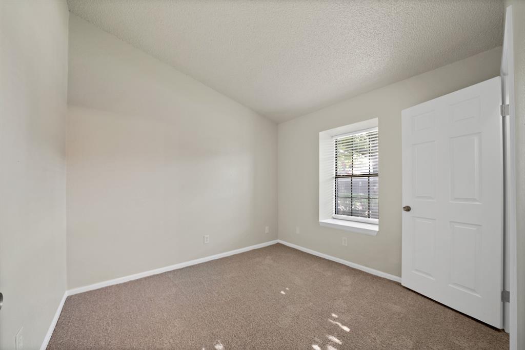4213 Phoenix Drive Property Photo 9