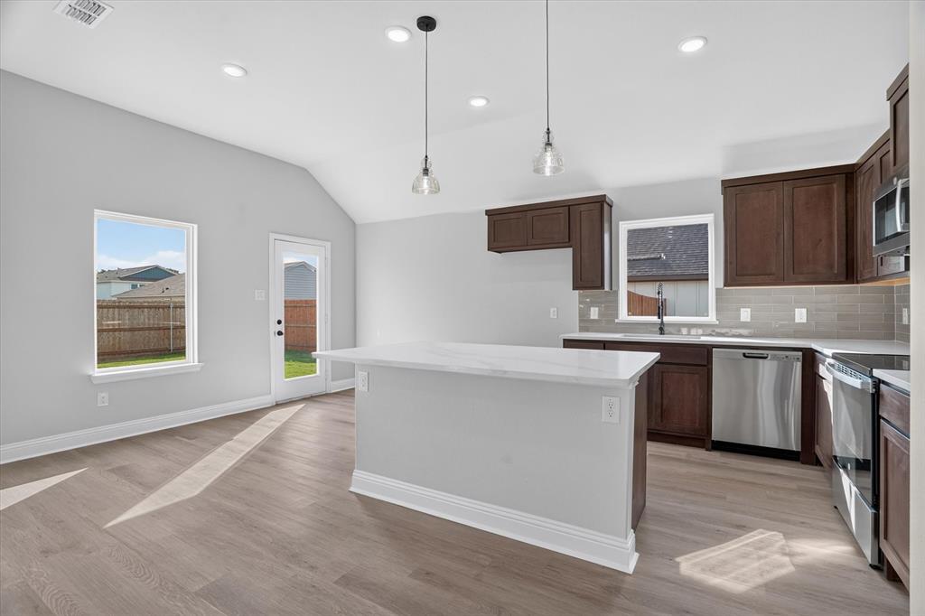 456 Peace Lily Way Property Photo 8