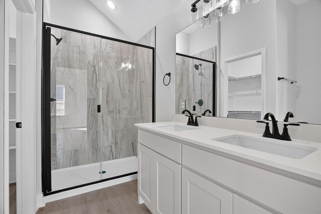 456 Peace Lily Way Property Photo 14