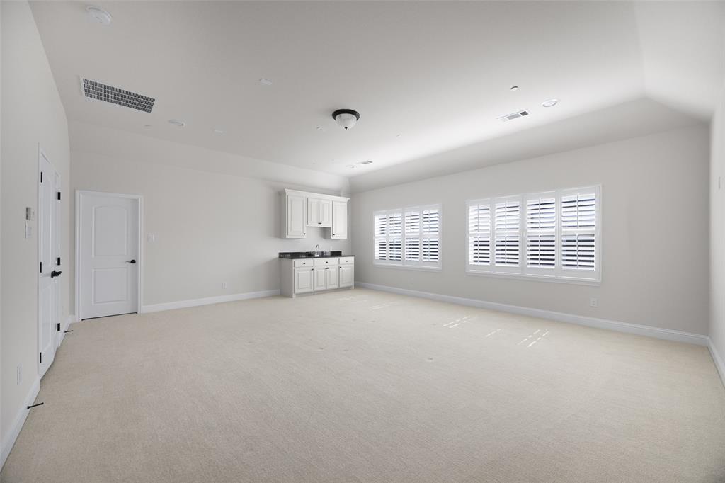 812 Glen Abbey Drive Property Photo 27