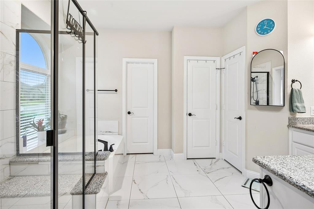 2414 Tawakoni Drive Property Photo 18