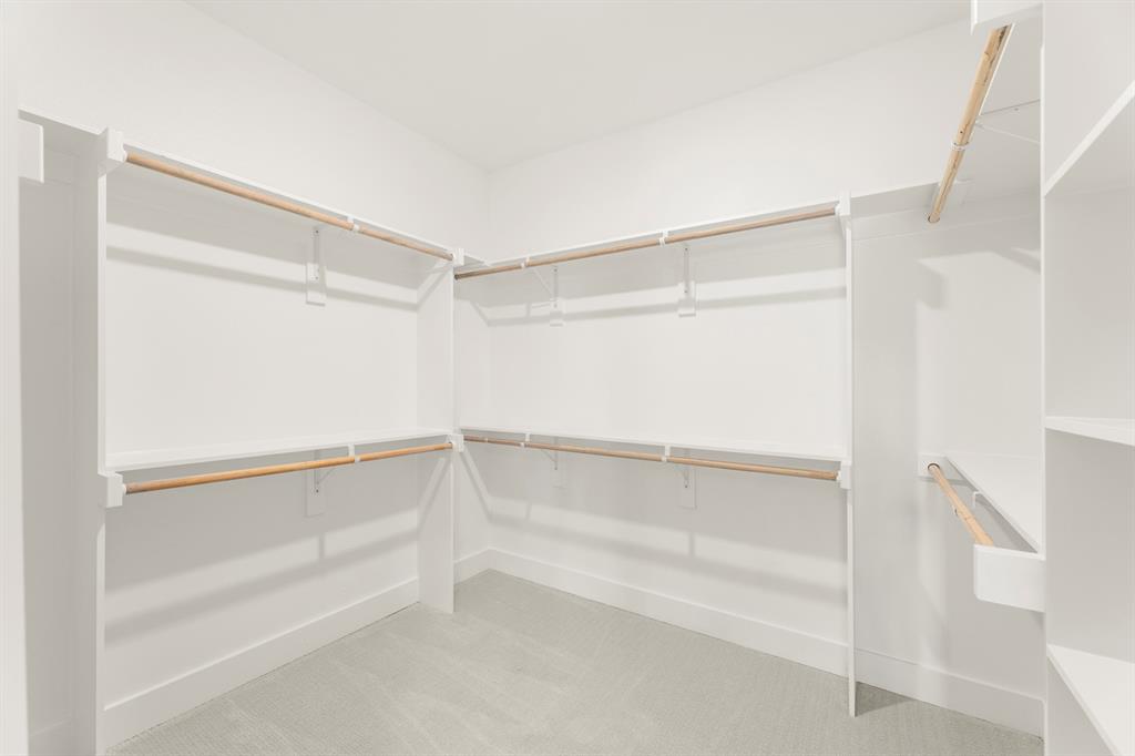 2610 Honor Court Property Photo 17