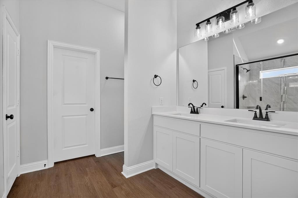 452 Peace Lily Way Property Photo 17