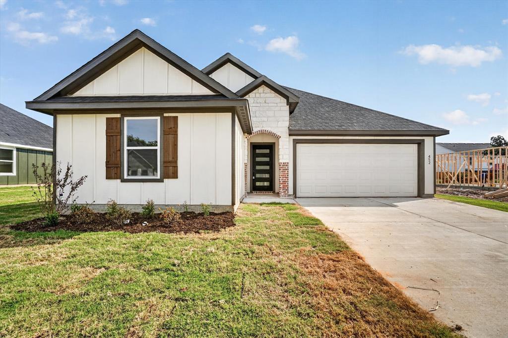 452 Peace Lily Way Property Photo 32