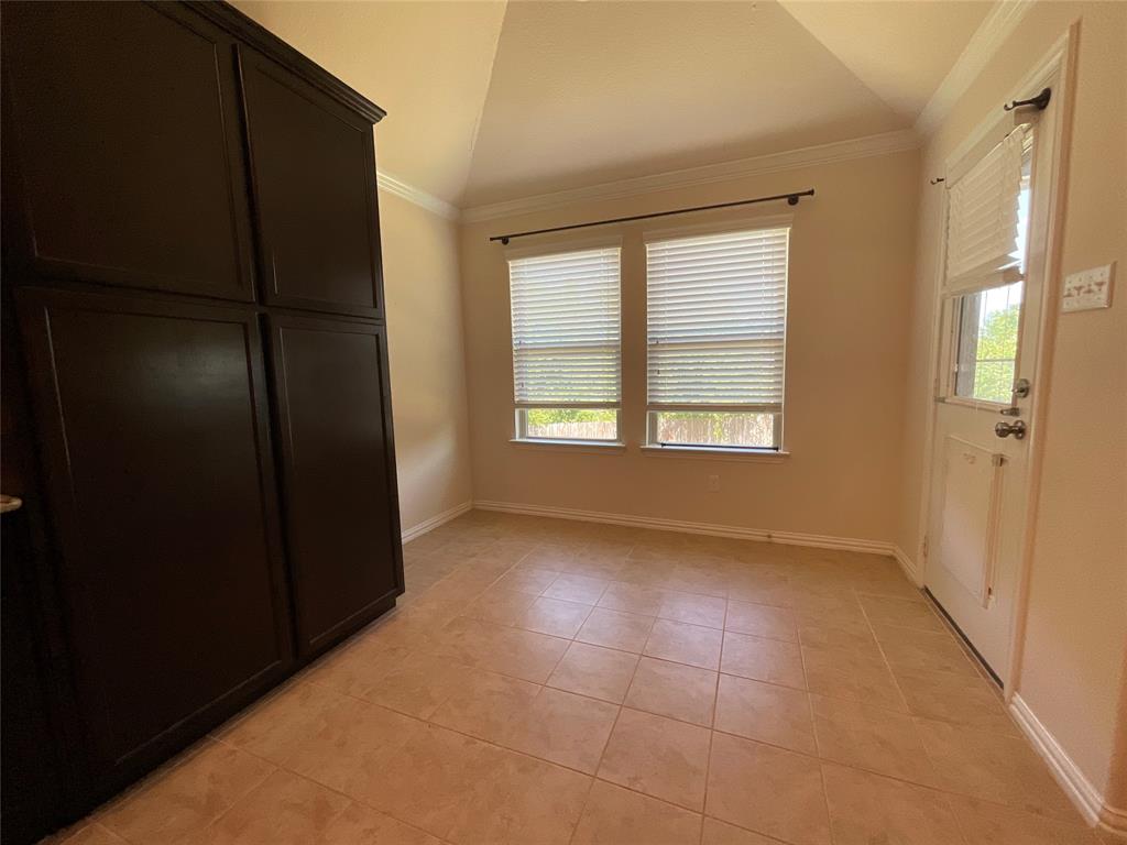 225 Woodhaven Trail Property Photo 6