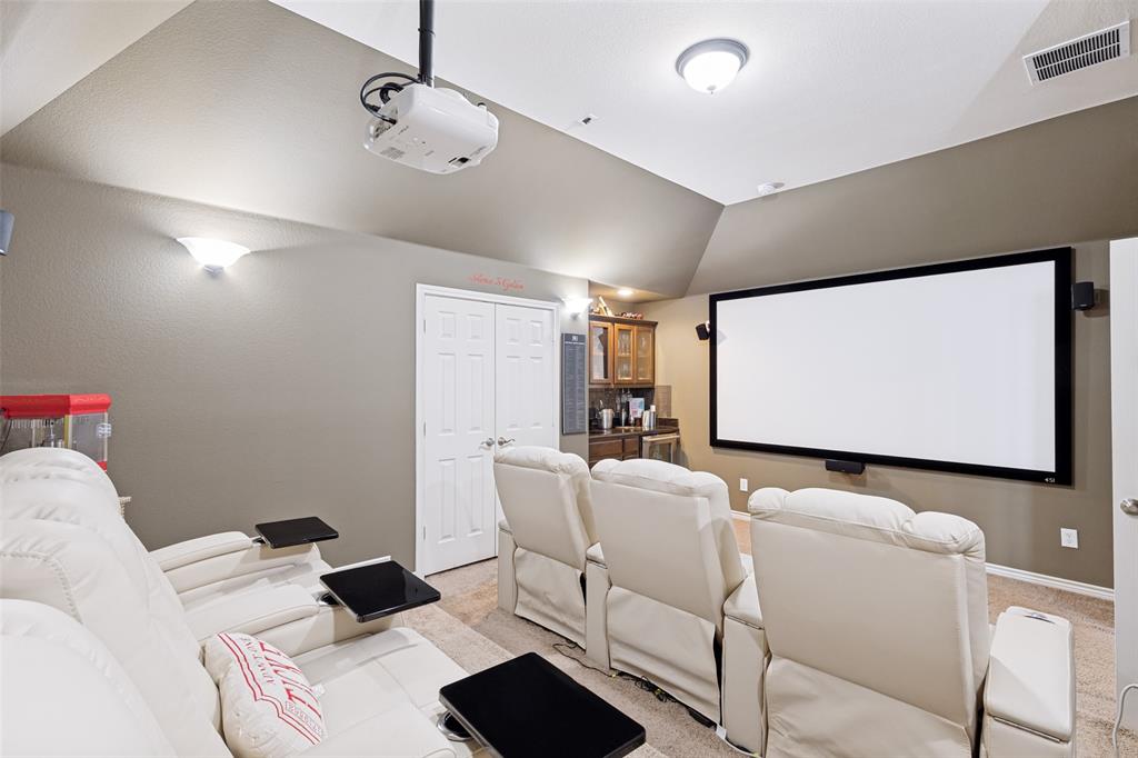 11516 Compton Trail Property Photo 3