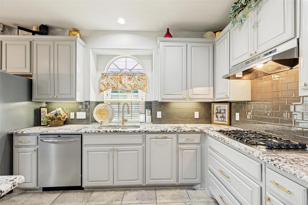 11516 Compton Trail Property Photo 13
