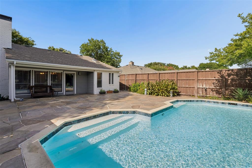 2312 La Vida Place Property Photo 2