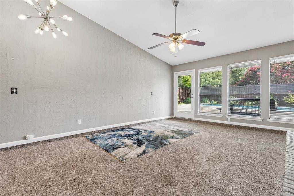 2312 La Vida Place Property Photo 11