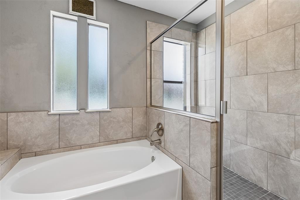 2312 La Vida Place Property Photo 19