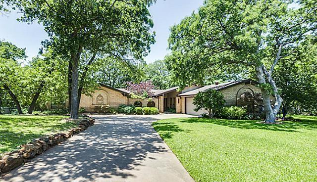 1410 Mary Court Property Photo 1
