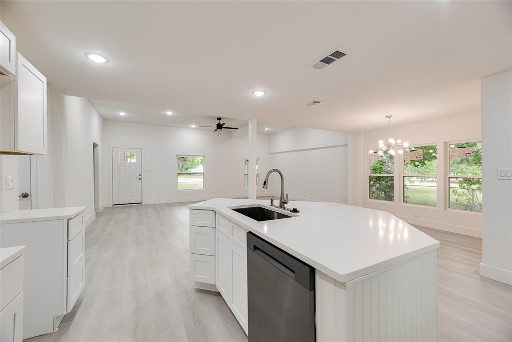 302 Newsom Road Property Photo 1